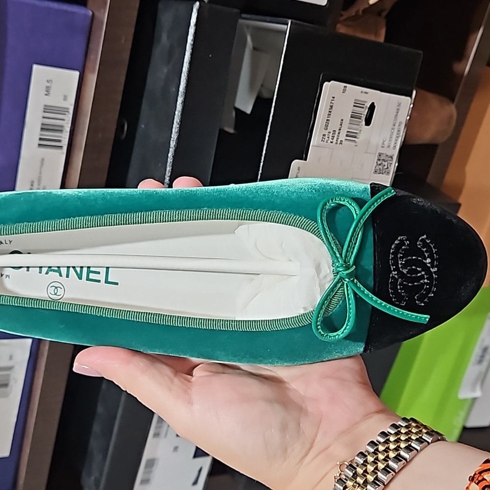 Chanel shoes size 39